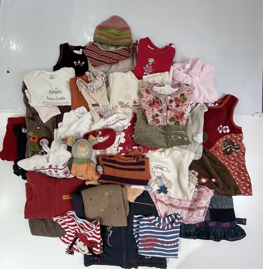Kleidung für Erinnerungsstücke - Kinderkleidung - gloriaundapollo.de